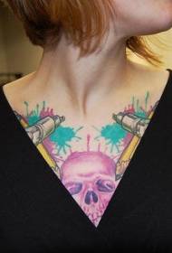 patrón de tatuaje de pecho de calavera rosa