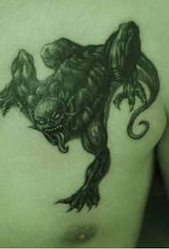 patrón de tatuaje de vampiro de pecho masculino