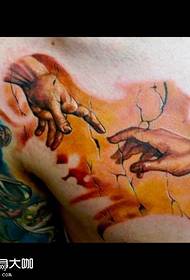 pattern ng tattoo ng kamay ng diyos ng dibdib