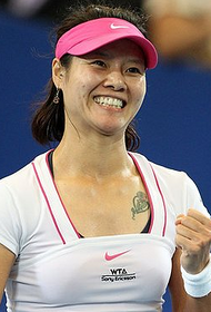 Li Na boarst hertfoarmige roze tatoet