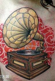 Modello di tatuaggio del re della musica