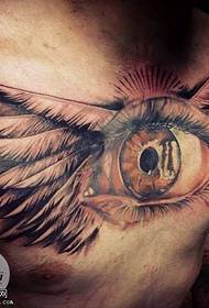 disegno del tatuaggio ali del petto torace