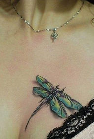 schoonheid borst mooi ogende tattoo afbeelding