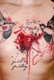 traga de peito patrón de tatuaxe pintado con letras en forma de corazón