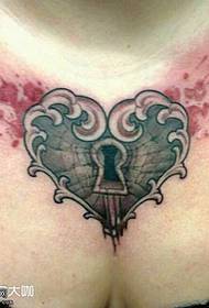 borst hart slot tattoo patroon