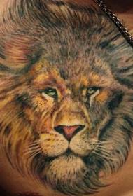 bryst realistisk løvehoved tatoveringsmønster