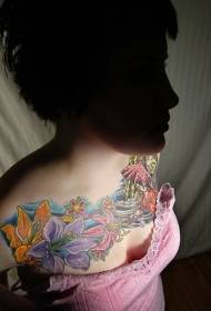 barevný svazek květin tetování hrudníku vzor
