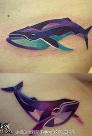 син реалистичен модел на татуировка на кит
