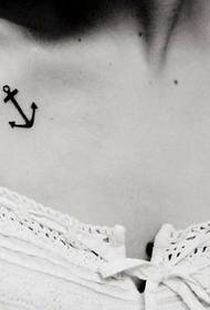 Bai Fumei sexy clavicle anchor tattoo picture
