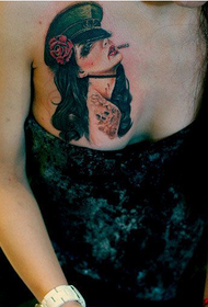 красота грудь личность курение женский аватар татуировка