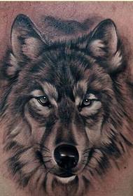 人格胸横暴な狼頭タトゥーパターン推奨画像