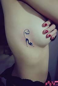 sexy schoonheid borst kat mode tattoo foto