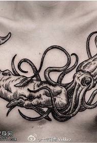 modello di tatuaggio classico polpo di squalo