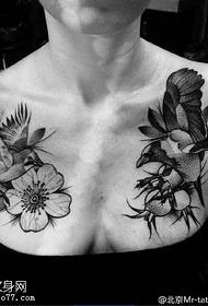 груди квітка татуювання птах візерунок