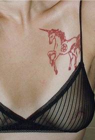gambar pola tattoo tato unicorn dada