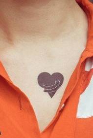 modello semplice del tatuaggio del tatuaggio del seno