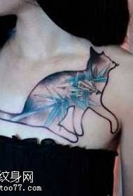un bellissimo modello di tatuaggio gatto birichino 55174 - modello di tatuaggio floreale personalità petto