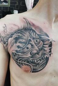 tatuaggio avatar uomo prajna personalità petto