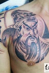 胸の性格Guan Yu Guan Gong Gongタトゥー