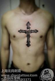 borst kruis tattoo patroon
