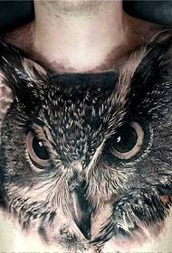 Immagine di modello di tatuaggio petto europeo personalità