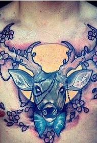 berniukų krūtinės spalvos antilopės tatuiruotės paveikslėlis
