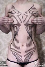 Motivo tatuaggio linea chiara e bella