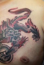 tatuaggio di montagna unicorno rosso maschio personalità