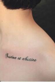 pure girl boobs beautiful Immagini di tatuaggi inglesi di bell'aspetto