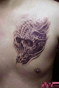 immagine del modello del tatuaggio del cranio del diavolo del torace