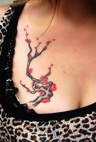 lepotna tetovaža na prsih 55618-prsni klasični 3d tatoo