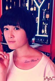 Xiuqi belo peito Inglês bela imagem de tatuagem