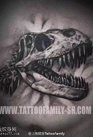 brusto Antaŭ-ŝokita krokodila krania tatuaje ŝablono