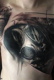 modello di tatuaggio subacqueo sul petto