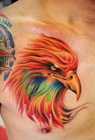 tetovanie orla na hrudi muža