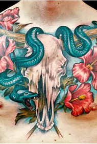 Tatuaje de serp de fada para a cabeza das ovellas do peito