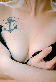 i-sexy ubuhle besifuba sobuntu ihange tattoo