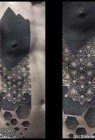 груди чорний сірий геометричний елемент татуювання візерунок