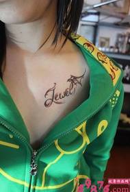 djevojka prsa engleski totem tattoo slika