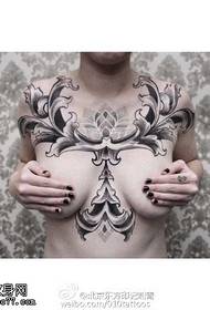 胸前美丽知性的莲花座纹身图案