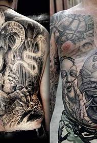 Motivo del tatuaggio dell'atmosfera al petto