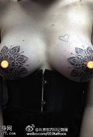 ванилија тетоважа на Мими