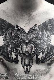 bröst örn skalle tatuering mönster