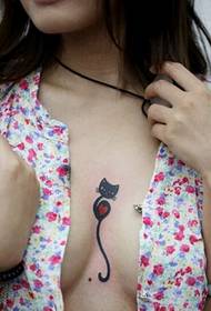 tatuaje de gato sexy peito femenino de moda 54831 - tatuaje de cráneo de dibujos animados de pecho masculino personalidad