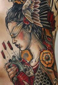 geisha eagle tattoo patroon op die bors