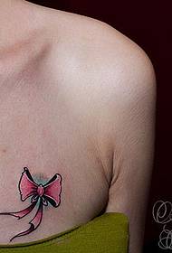 Tattoo show bar препоръча модел на татуировка на предния гръден кош