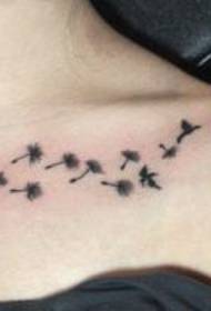 schoonheid borst paardebloem vogel tattoo patroon
