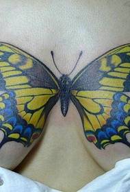 Tattoos Profesionale: Një model tatuazhi krijues dhe i bukur i gjoksit të fluturave