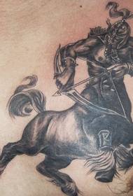 muundo wa tattoo ya jumba: mfano wa tattoo ya Sagittarius