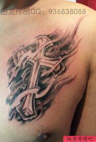 modello di tatuaggio croce popolare di bell'aspetto del petto del ragazzo
